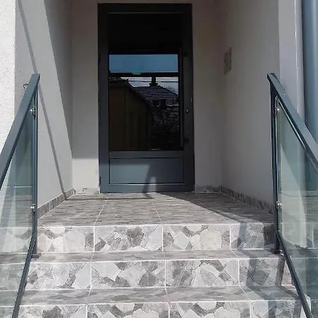 公寓 Ema 瓦列沃